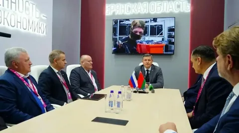 На выставке «Иннопром» Егор Ковальчук подписал ряд соглашений