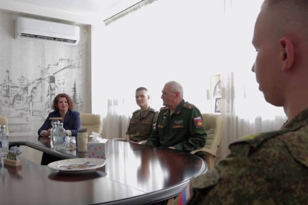 Глава города Брянска встретилась с курсантами военного учебного центра при БГИТУ