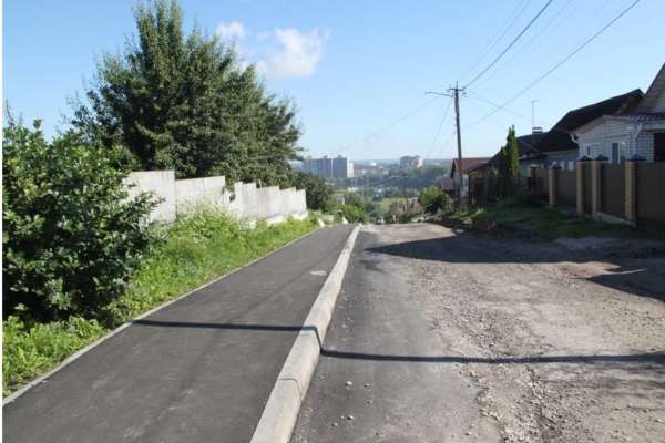 В Брянске продолжается капремонт дороги по переулку 1-му Городищенскому