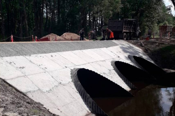 Мост через реку Крапивну ремонтируют в брянской Навле