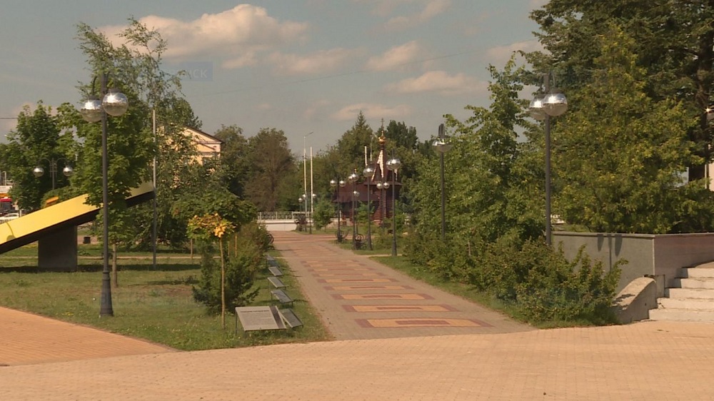 Продолжаются работы по замене освещения на Брянщине