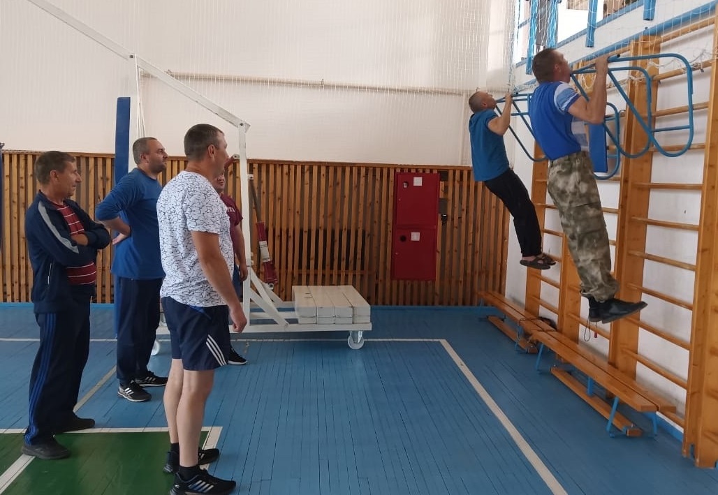 К труду и обороне готовы сотрудники.  Трудовой коллектив Гордеевского района  сдал нормы ГТО