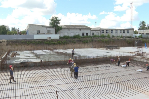 Спорткомплекс с бассейном возводят в Севске Брянской области