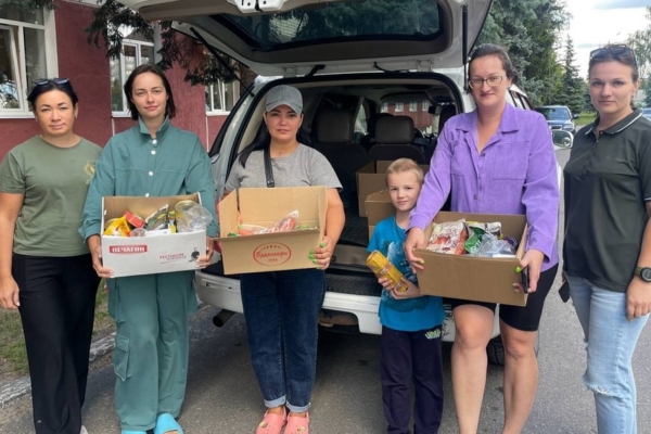 Брянцы активно участвуют в сборе гуманитарной помощи жителям Курской области