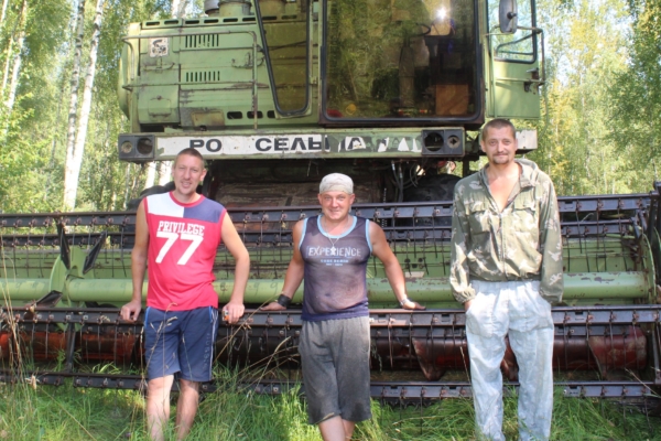 В поле каждая минута дорога