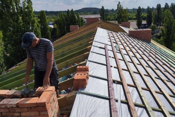 Специалисты из Брянска трудятся над восстановлением жилого фонда ЛНР
