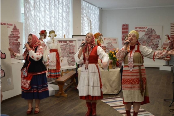 Выставку «У истоков родимого края» открыли в Брянске (0+)