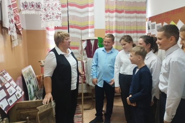 Экскурсия в школьный музей