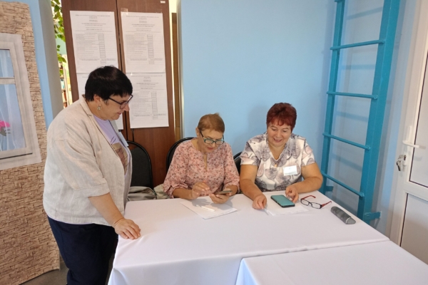 Голосование проходит под контролем наблюдателей в Гордеевском районе