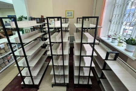 ИК-2 поставила комплект корпусной мебели в областную библиотеку имени Ф. И. Тютчева