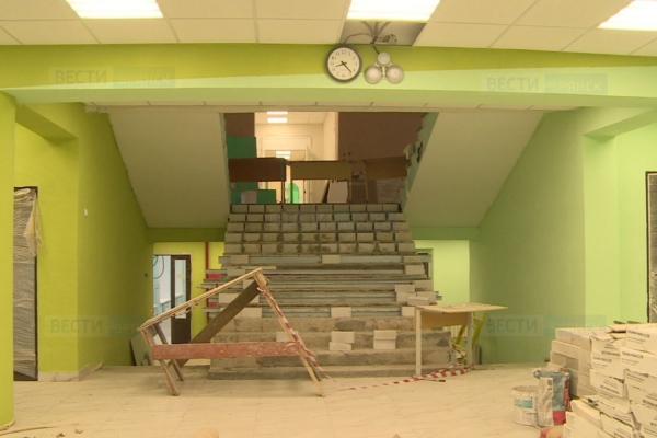 В брянском посёлке Клетня завершается капремонт школы №1