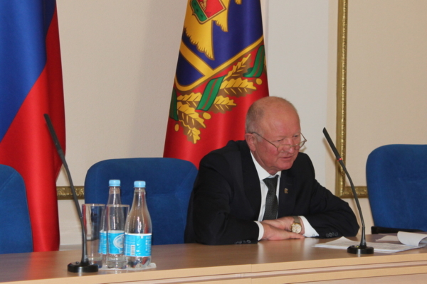 На Брянщине на особом контроле находится завершение сева озимых культур