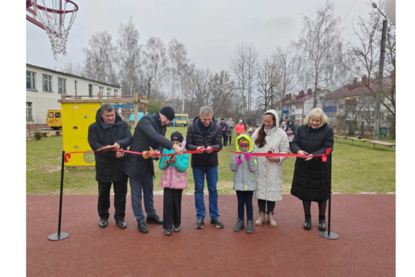Современную спортивную воркаут-площадку открыли на Брянщине в Дятьково