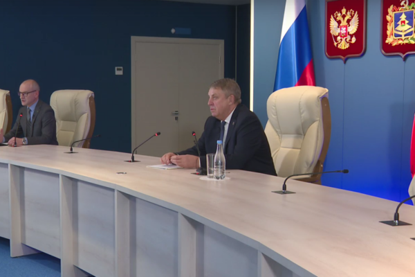 Прямая линия с губернатором Брянской области началась