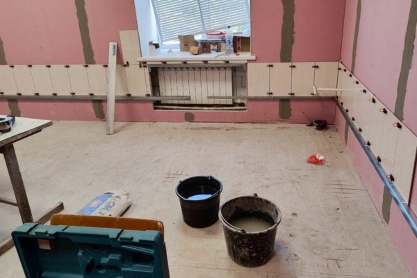 Специалисты из Брянска отремонтировали 6 объектов образования в Брянке