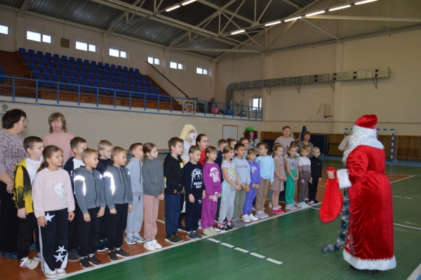 Новогодние веселые старты в Гордеевской СОШ