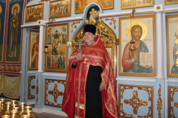 Дорогие братья и сестры, прихожане  храма Рождества Пресвятой Богородицы и жители района!
