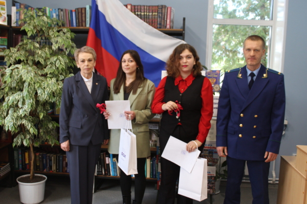 Ключи от квартир как долгожданный подарок