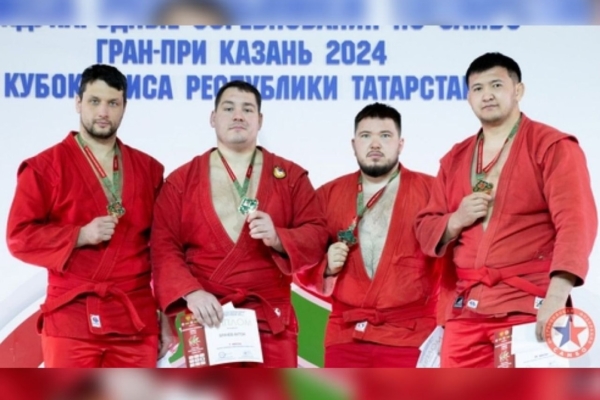 Брянский самбист Артем Осипенко завоевал серебро международных соревнований