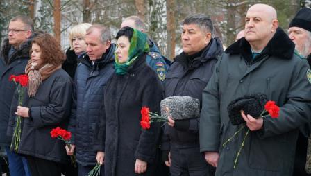 Приуроченные ко Дню Героев Отечества памятные мероприятия проходят в Росгвардии