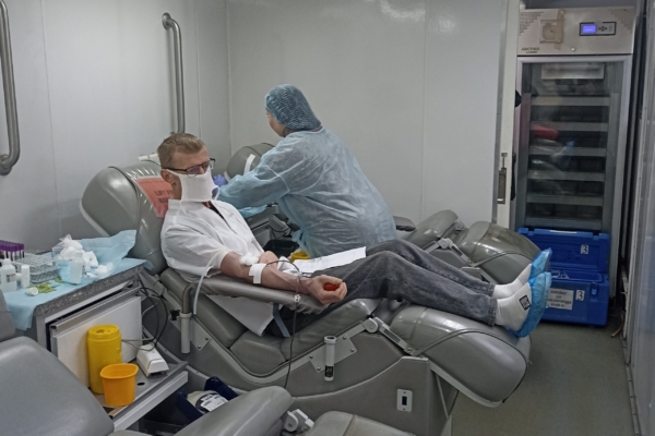 В Гордеевке работала мобильная станция переливания крови