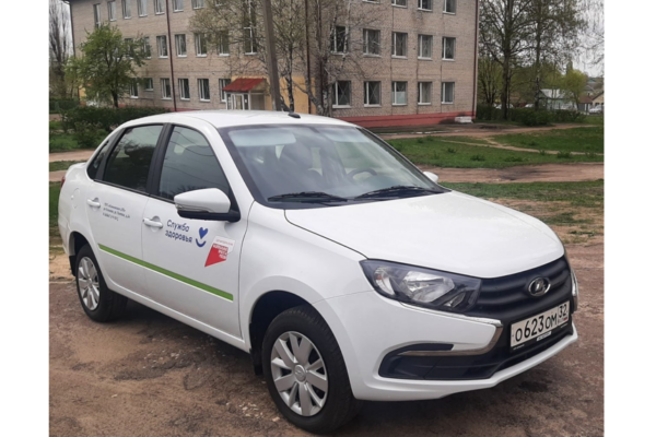 На Брянщине в медучреждения поступили 11 новых автомобилей