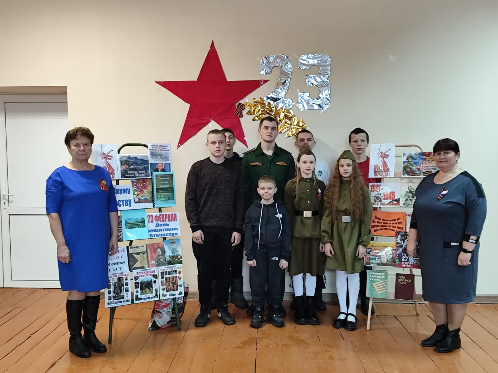 Культработники села Петрова Буда   провели встречу » В служении верном Отчизне клянусь»