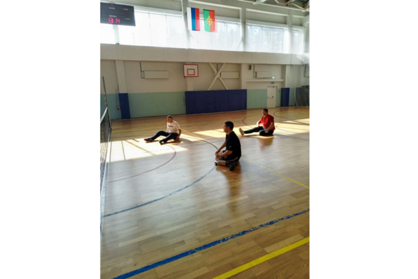 В брянских Клинцах появилась команда по волейболу сидя
