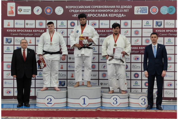 Брянские дзюдоисты успешно выступили на Всероссийских соревнованиях