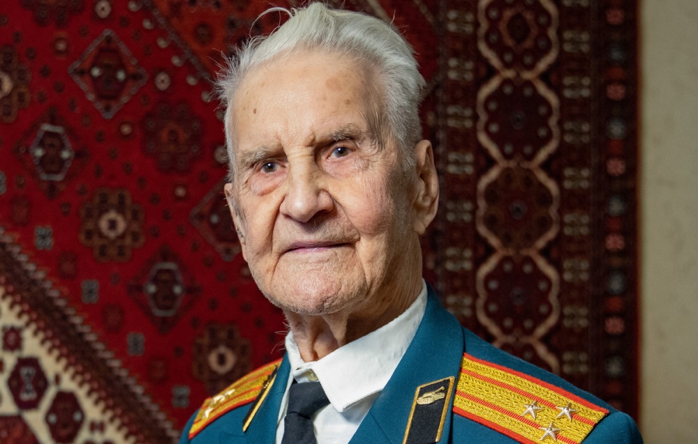 «Думаю, что я счастливый человек». История жизни Бориса Шапошникова