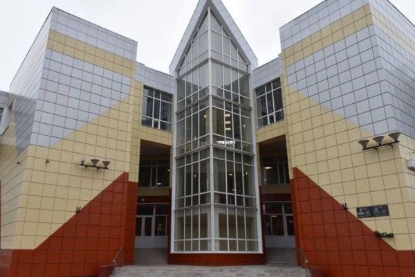 Капремонт в здании Брянского лицея №1 имени А.С. Пушкина продолжается