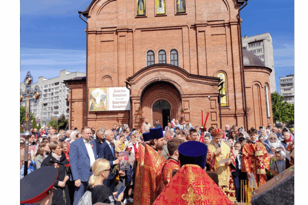 В Брянске прошёл крестный ход памяти погибших героев СВО