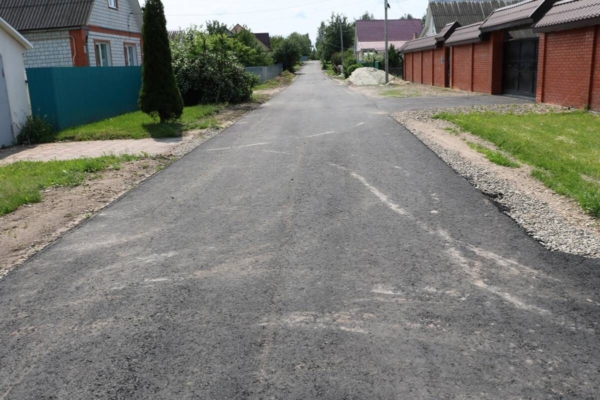 В Стародубе Брянской области продолжаются дорожные работы