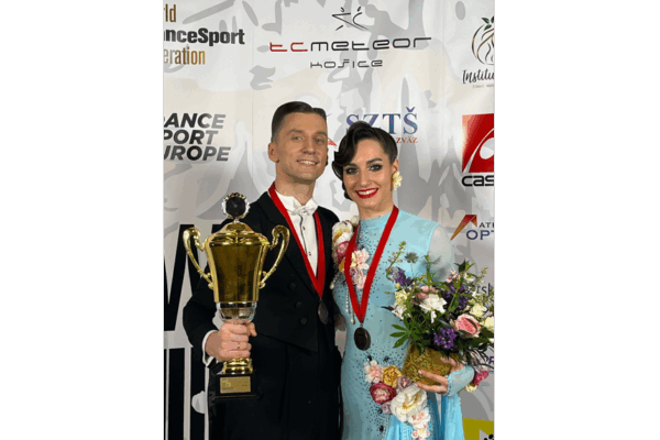 Танцоры из Брянска завоевали бронзу чемпионата Европы