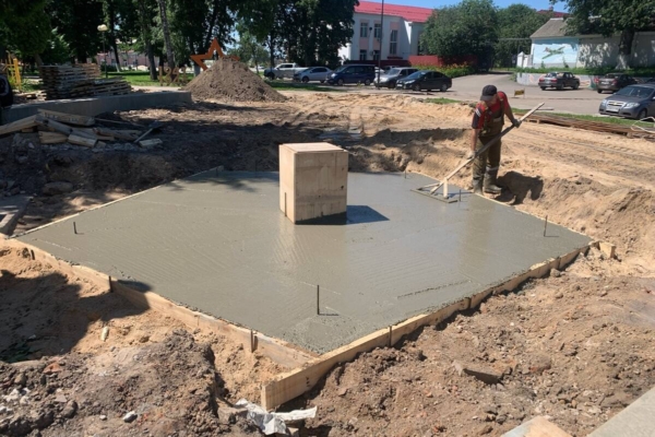 Мемориал «Стена Памяти» реконструируют в брянском Стародубе