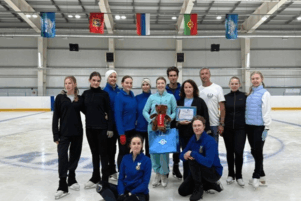 На ледовой арене Клинцов Брянской области прошли тренировочные сборы