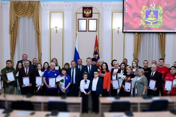 В Брянске состоялась встреча с представителями волонтерских организаций