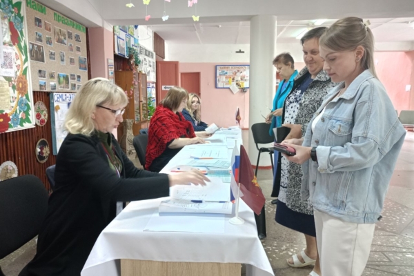 Голосуют за будущее региона