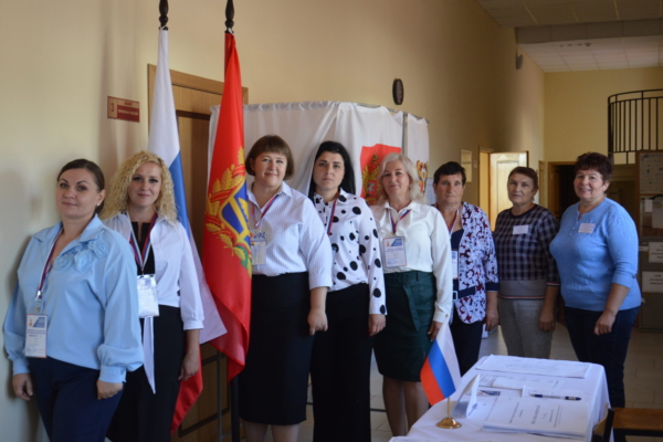 Участковые избирательные комиссии приступили к работе в третий  день голосования