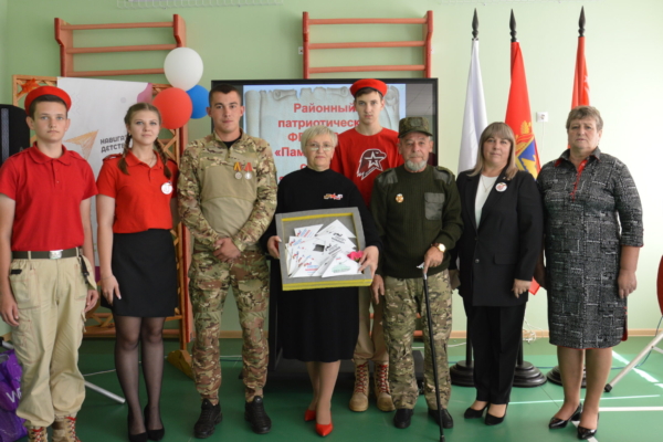 В Гордеевской школе прошел патриотический фестиваль