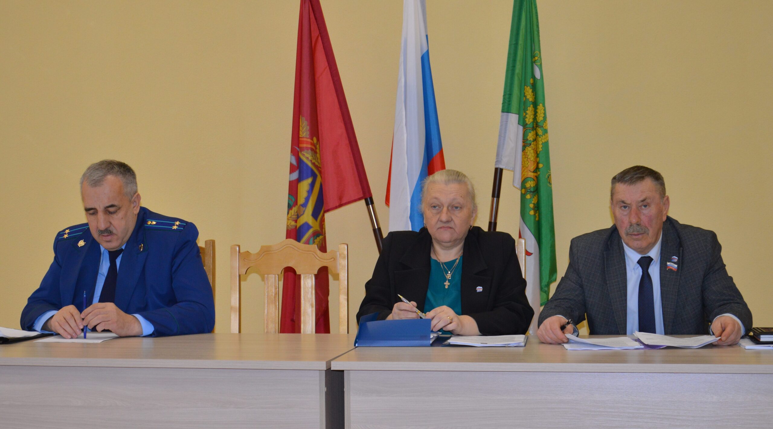 На сессии районного Совета депутаты проголосовали за принятие бюджета