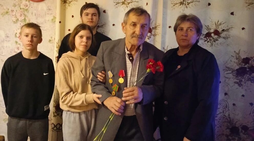 Поздравление воина – интернационалиста на дому