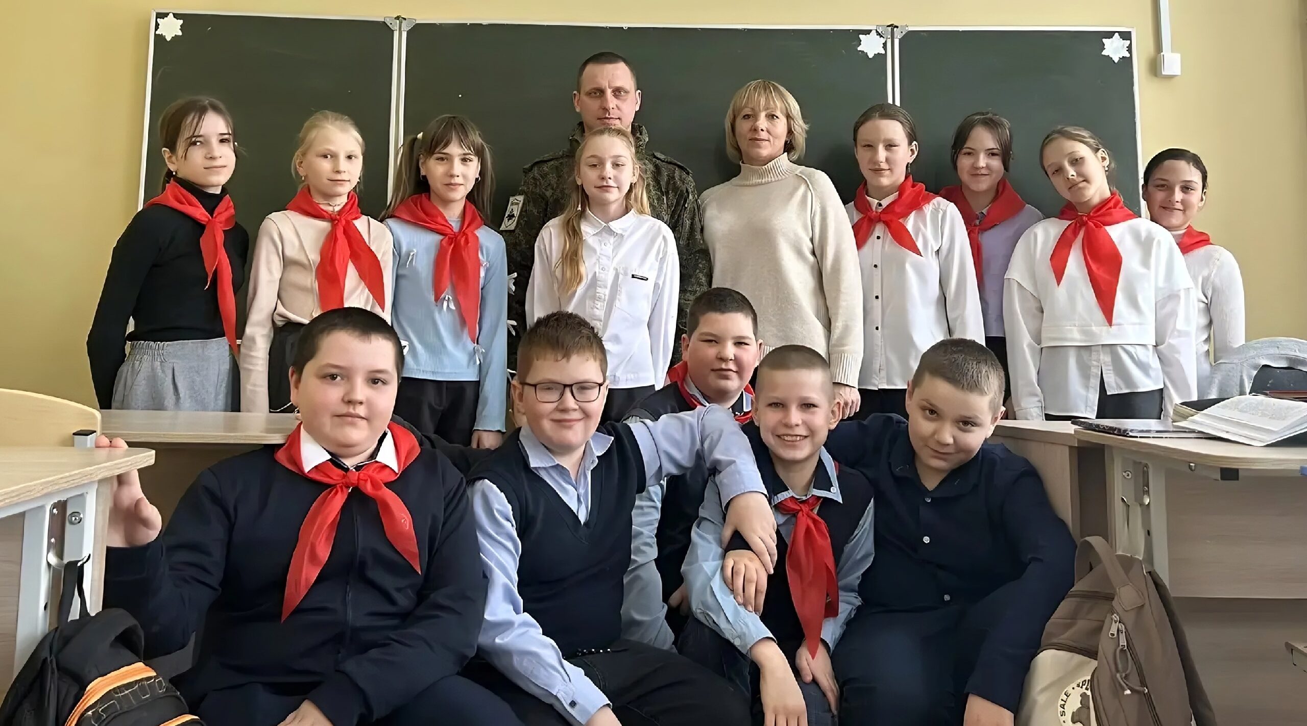 Гордеевские школьники пообщались с участником СВО