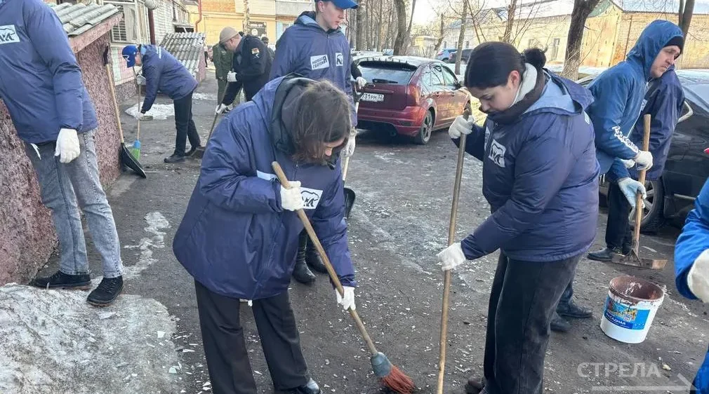 Волонтеры Брянщины  помогают пострадавшим от атаки ВСУ горожанам