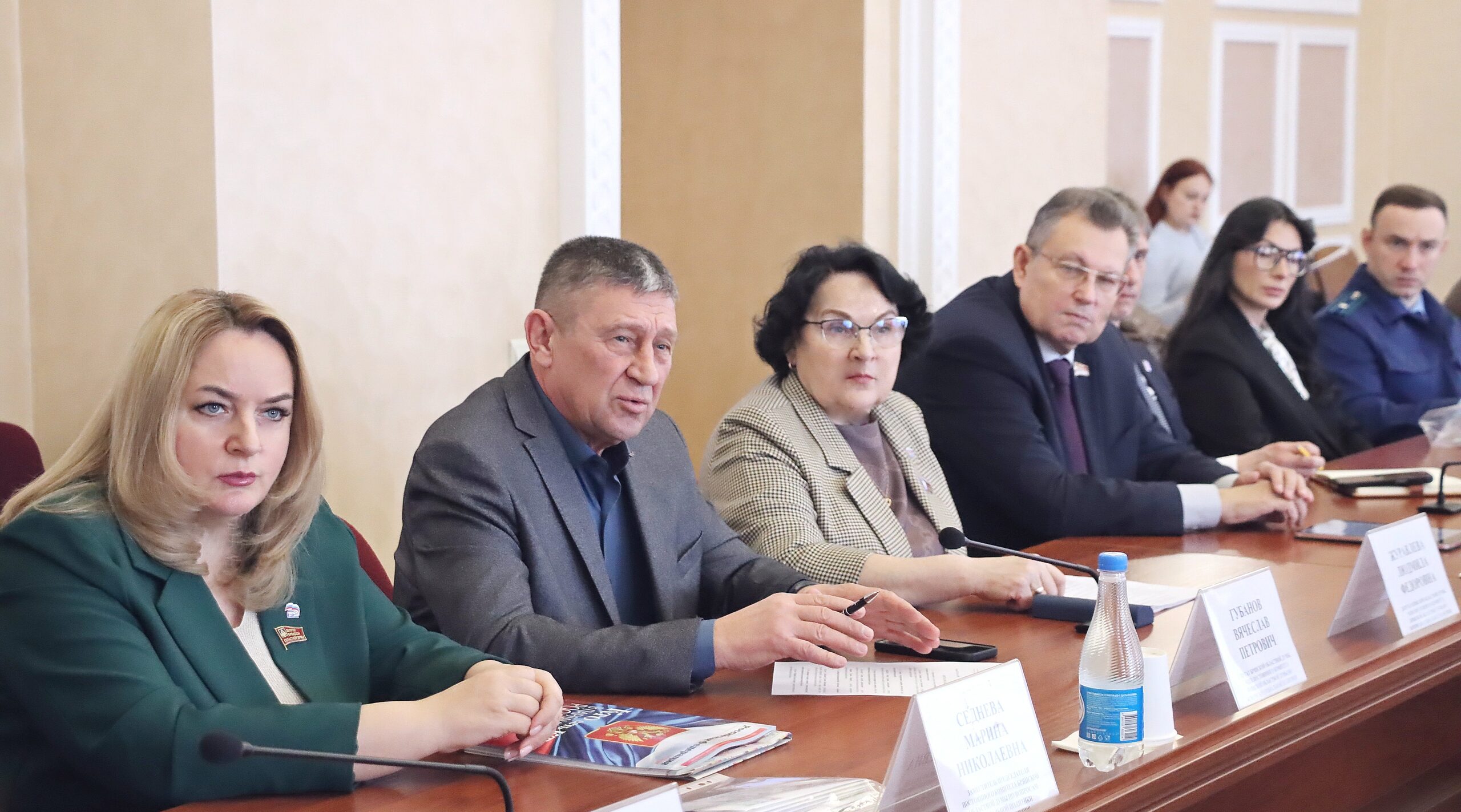 Брянские депутаты облдумы обсудили вопрос развития донорства костного мозга, крови и её компонентов