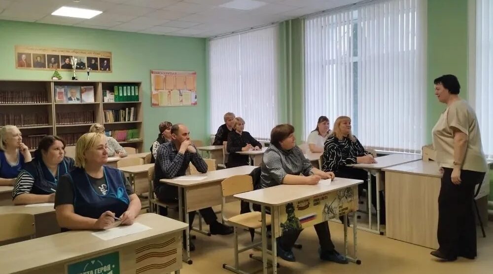 Родители гордеевских выпускников написали ЕГЭ по русскому языку