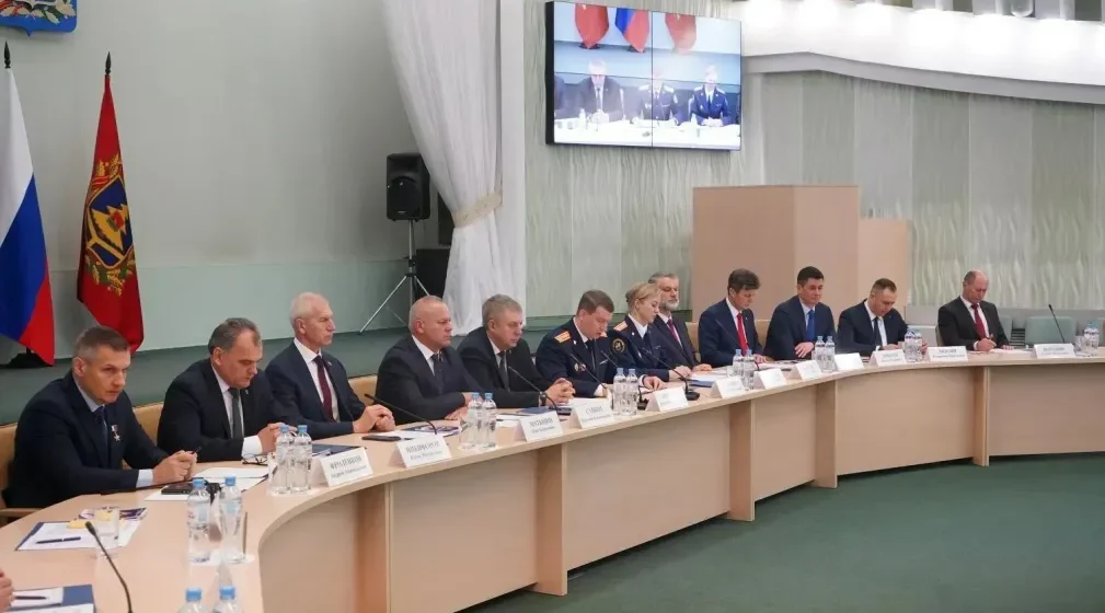 На Брянщине обсудили вопросы безопасности образовательной среды