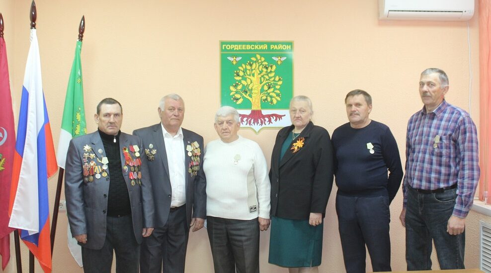 В Гордеевском районе вручили награды ликвидаторам аварии на Чернобыльской АЭС