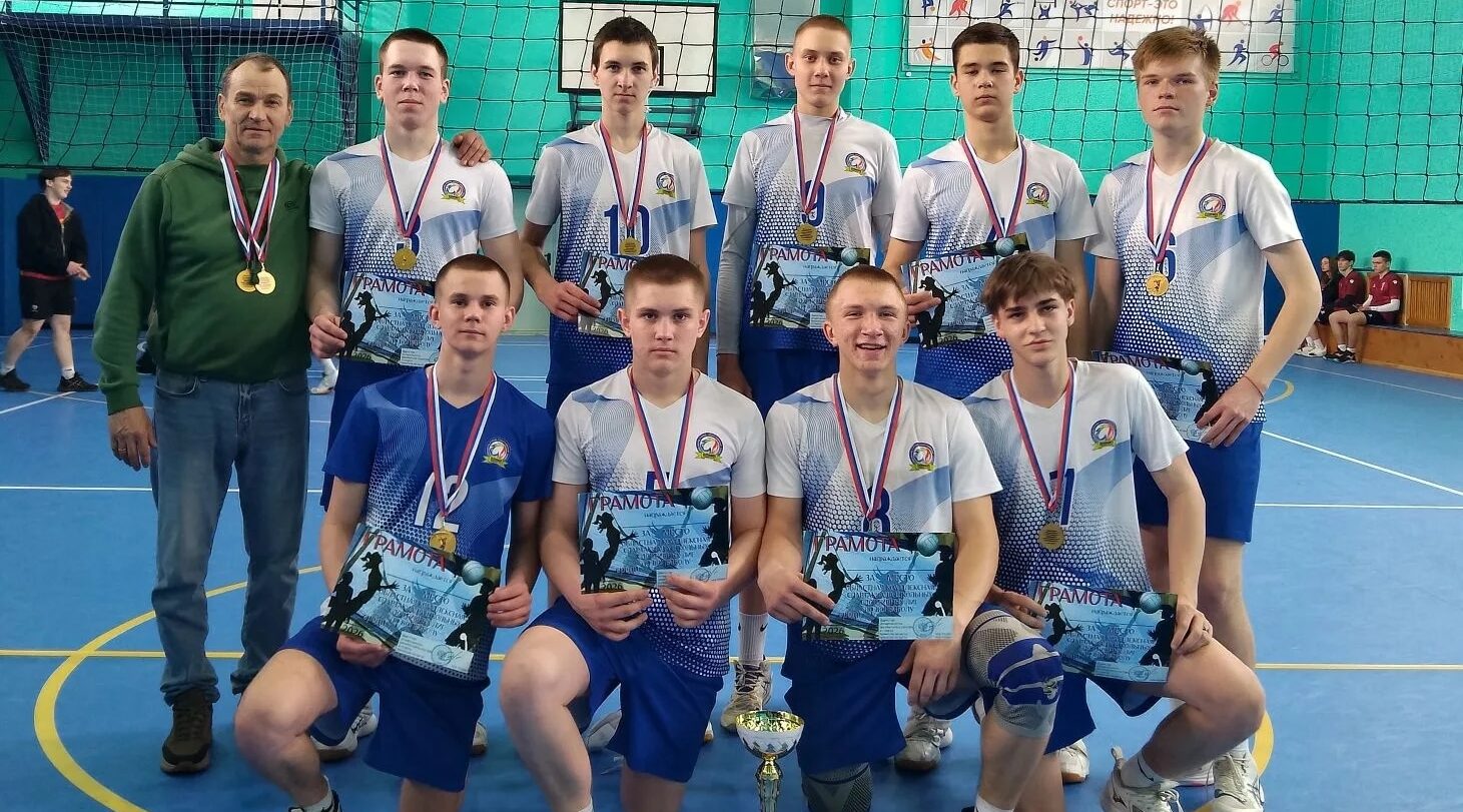 Победа гордеевских волейболистов
