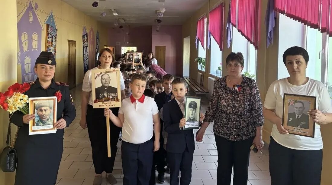 Транспортные полицейские линейного отдела полиции  приняли участие в «Классной встрече»